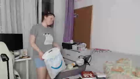 nodarell online show from December 2025 02:24:02 PM