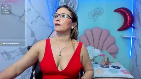 noelia_milfs online show from May 2026 01:33:01 AM
