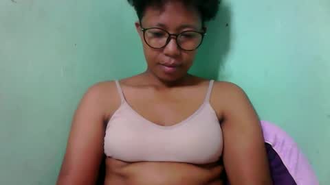 Snapshot of noella711128 chatting on October 2025 06:46:02 AM noella711128 online show from October 2025 06:46:02 AM