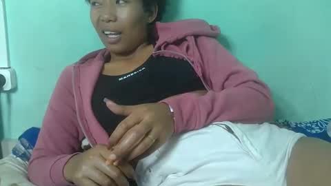 noella711128 online show from December 2025 06:48:02 PM