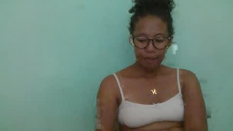 noellah online show from March 2025 04:46:02 PM