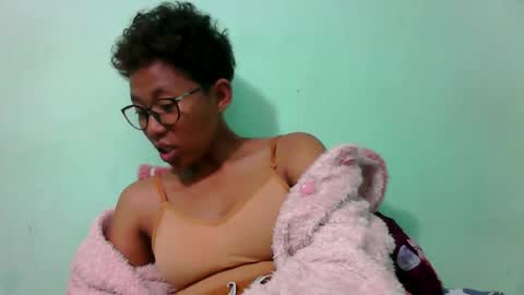 noellah online show from September 2025 07:13:02 PM