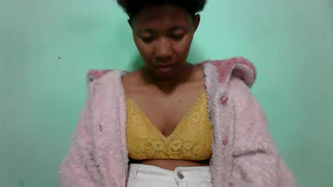 noellah online show from October 2025 04:32:02 AM