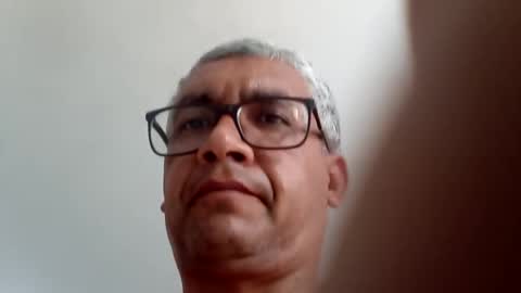 noelliam online show from December 2024 05:15:02 PM