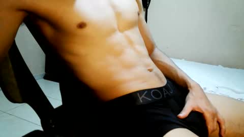 Snapshot of nofacebaby_ chatting on May 2026 10:06:01 PM nofacebaby_ online show from May 2026 10:06:01 PM