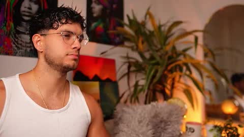 Snapshot of noha_miler chatting on February 2026 08:48:02 PM kevin online show from February 2026 08:48:02 PM