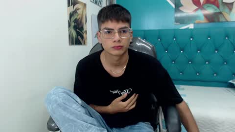 Snapshot of noha_scott chatting on December 2024 11:08:01 PM Noha Scott online show from December 2024 11:08:01 PM