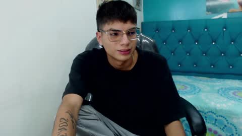 Snapshot of noha_scott chatting on January 2025 10:57:02 PM Noha Scott online show from January 2025 10:57:02 PM