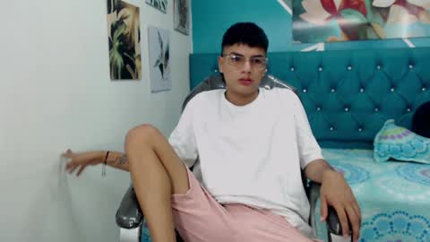 Snapshot of noha_scott chatting on February 2025 10:51:02 PM Noha Scott online show from February 2025 10:51:02 PM