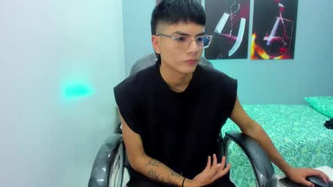 Snapshot of noha_scott chatting on February 2025 10:42:02 PM Noha Scott online show from February 2025 10:42:02 PM