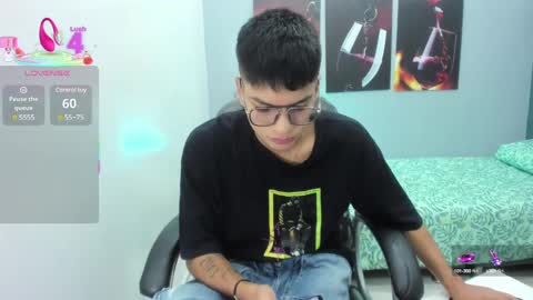 Snapshot of noha_scott chatting on March 2025 10:30:02 PM Noha Scott online show from March 2025 10:30:02 PM