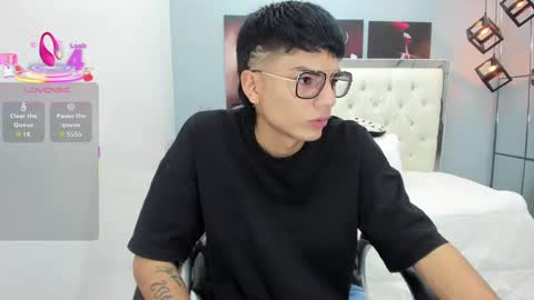 Snapshot of noha_scott chatting on October 2025 10:42:02 PM Noha Scott online show from October 2025 10:42:02 PM