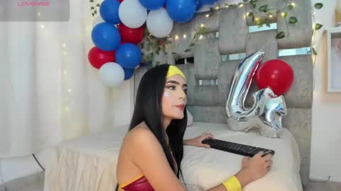 Noha Nicole online show from July 2026 08:04:02 PM