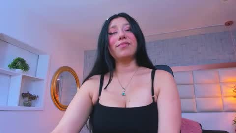 Snapshot of nohemi_louse chatting on March 2026 07:19:01 PM Nohemi online show from March 2026 07:19:01 PM