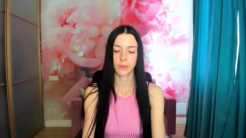 NoirDiva online show from April 2026 06:30:02 AM