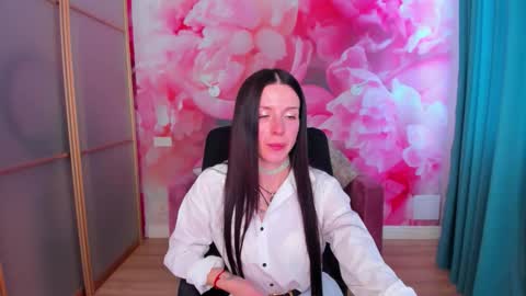 NoirDiva online show from May 2026 11:59:01 AM