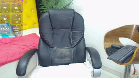 Nolan  online show from January 2025 06:57:02 PM