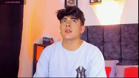 Nolan  online show from October 2025 09:06:01 PM