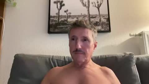 Snapshot of nolo34 chatting on December 2025 03:18:02 PM nolo34 online show from December 2025 03:18:02 PM