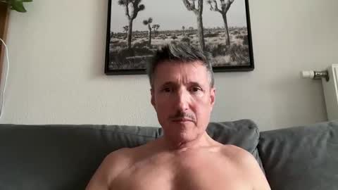 Snapshot of nolo34 chatting on February 2026 03:43:02 PM nolo34 online show from February 2026 03:43:02 PM