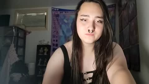 Snapshot of nonbinarybeauty20 chatting on February 2025 05:50:02 PM nonbinarybeauty20 online show from February 2025 05:50:02 PM