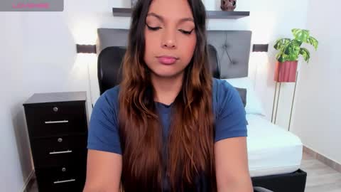 Nora online show from December 2024 05:37:01 AM