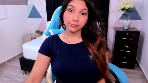 Nora online show from February 2025 09:15:02 AM