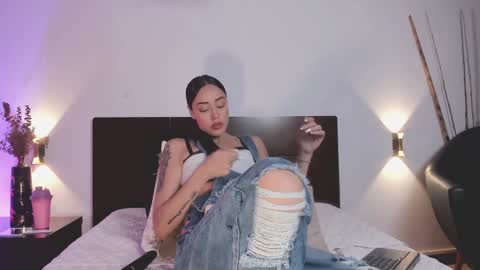 Nora Da Silva online show from January 2025 01:22:02 AM