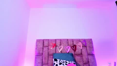 Nora Da Silva online show from June 2026 03:42:01 AM