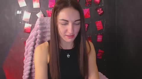 Nora online show from December 2025 11:44:01 PM