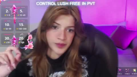 Snapshot of nora_vennucci chatting on February 2025 07:55:01 PM Nora online show from February 2025 07:55:01 PM