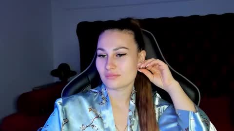 Snapshot of norafoxes chatting on November 2025 05:40:02 AM NoraFoxes online show from November 2025 05:40:02 AM