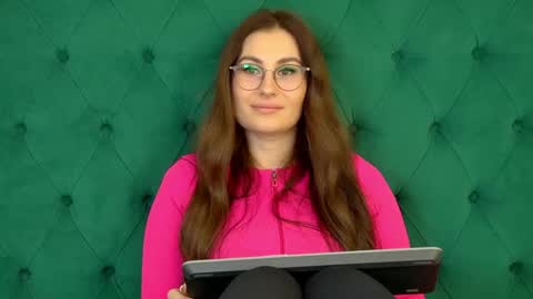 Snapshot of norafoxes chatting on January 2026 05:54:02 AM NoraFoxes online show from January 2026 05:54:02 AM