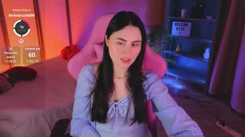 Snapshot of noralumi chatting on May 2026 05:45:01 AM Nora online show from May 2026 05:45:01 AM