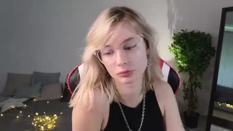 Nora online show from July 2026 09:22:01 AM