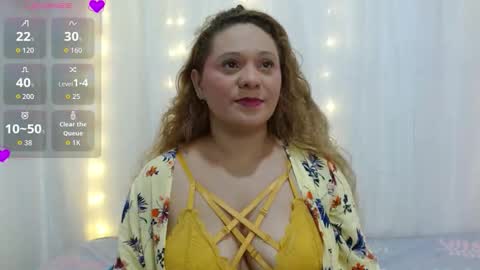 Snapshot of norapaker chatting on November 2025 01:40:01 PM norapaker online show from November 2025 01:40:01 PM