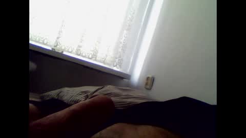 norbitomii online show from November 2025 01:04:02 PM