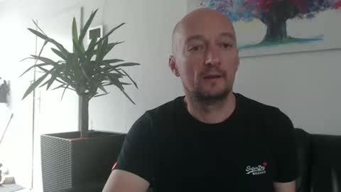 nordicrunner76 online show from June 2026 10:54:02 AM