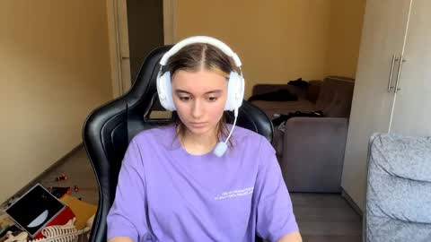 Elena online show from April 2026 08:24:01 AM
