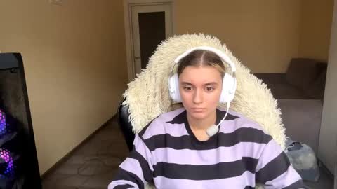 Elena online show from May 2026 06:09:02 AM