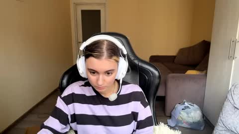 Elena online show from May 2026 06:08:02 AM