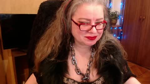 Snapshot of norma_gin chatting on December 2024 11:42:02 PM miss Tress online show from December 2024 11:42:02 PM