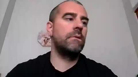 Snapshot of normalito42 chatting on March 2025 04:00:02 PM NORMALITO online show from March 2025 04:00:02 PM