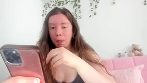 Emily snow online show from April 2026 08:57:02 PM