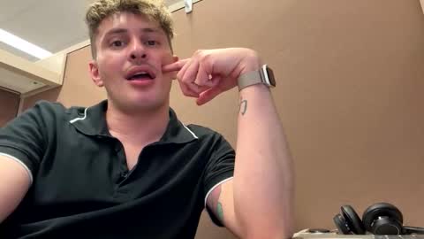 northofsouth_xxx online show from April 2026 05:48:02 PM