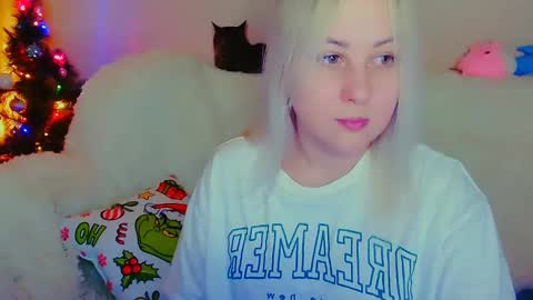 hi glad to chat online show from December 2024 08:47:01 PM