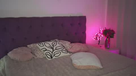 Tina online show from February 2025 05:28:01 PM