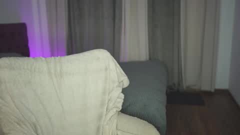 Tina online show from September 2025 06:19:01 PM