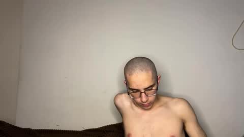 notatheeena online show from October 2025 02:26:02 PM