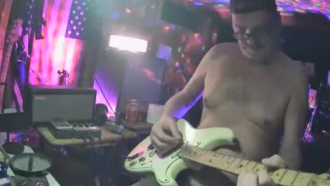 notflamingfart online show from November 2025 11:54:01 AM